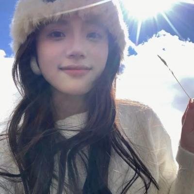 踉跄女孩